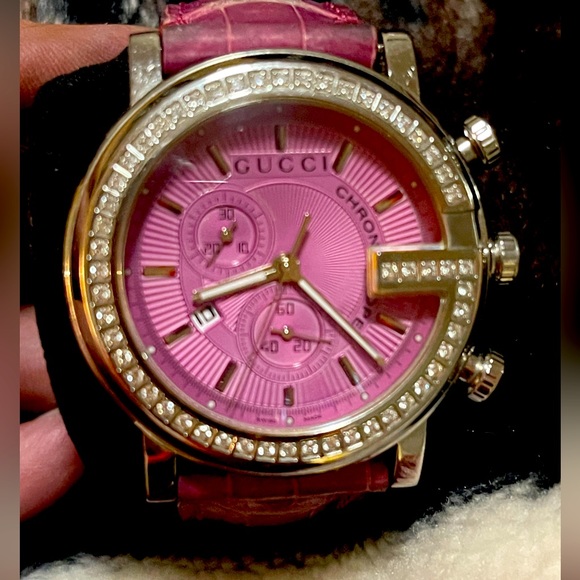 Pink Diamond Gucci watch - Picture 1 of 6